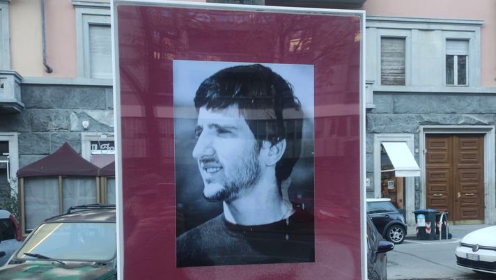 Torino, restaurata la foto di Gigi Meroni in Corso Umberto Torino, restaurata la foto di Gigi Meroni in Corso Umberto - immagine 1