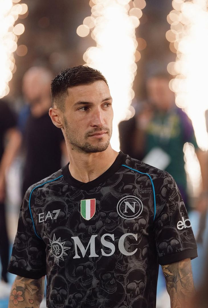 GALLERY Napoli-Fiorentina, viaggio nei ricordi: i migliori scatti delle sfide passate - immagine 14