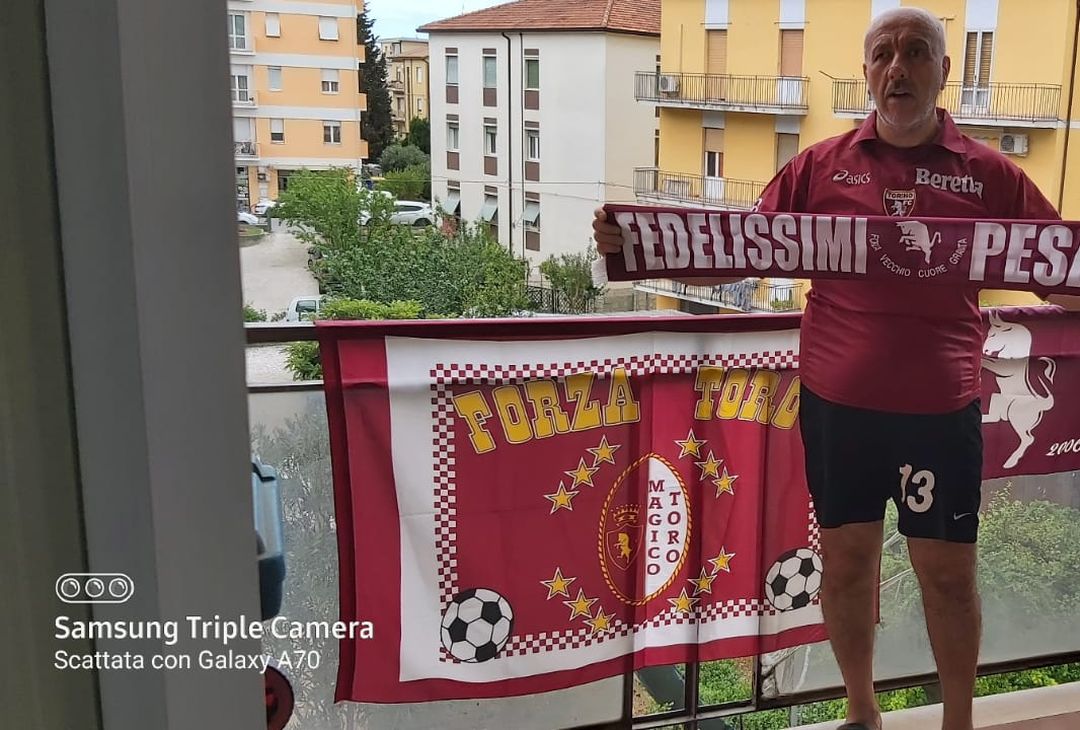 Fotogallery 3 – Il 4 maggio a casa, le foto dei tifosi granata - immagine 7