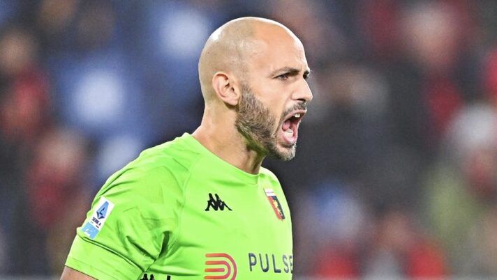 GENOA, ITALY - NOVEMBER 7: Nicola Leali of Genoa reacts during the Serie A match between Genoa and Como at Stadio Luigi Ferraris on November 7, 2024 in Genoa, Italy. (Photo by Simone Arveda/Getty Images) I voti di Torino-Genoa al fantacalcio: che voto per Leali! Maripan come Paleari, bocciati Simeone e Vlasic - immagine 1