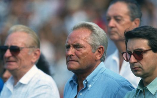 Il direttore Boniperti nel 1990. (Foto di Juventus FC - Archive/Juventus FC via Getty Images) Mondiale per Club, Juventus e Manchester City si sfidano: i grandi capitani dei due club- immagine 2