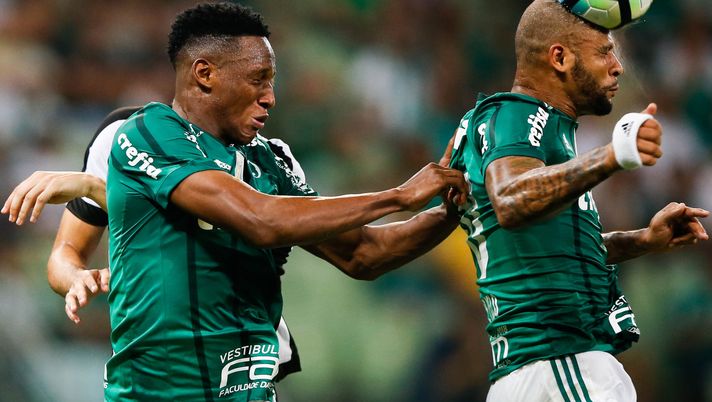 FOTO – Felipe Melo fa l’in bocca al lupo all’ex compagno Mina - immagine 1