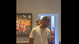 Milan, ecco arrivare Pavlovic: pronto a salutare i tifosi rossoneri | PM VIDEO