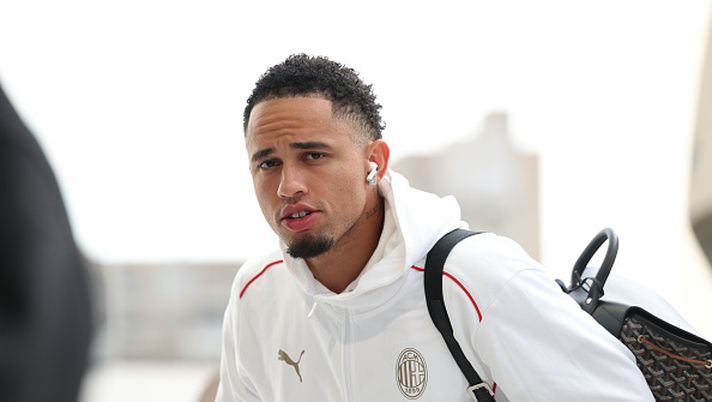 CAGLIARI, ITALY - NOVEMBER 09:  Noah Okafor of AC Milan arrives before the Serie A match between Cagliari and Milan at Sardegna Arena on November 09, 2024 in Cagliari, Italy. (Photo by Claudio Villa/AC Milan via Getty Images)  Le visite mediche di Noah Okafor e le “ammuine” tedesche… - immagine 1