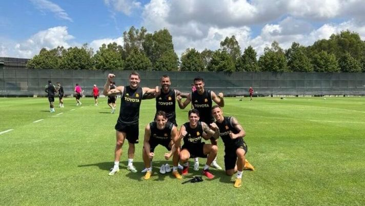 Roma, oggi la ripresa degli allenamenti: Spinazzola esulta per la partitella vinta - immagine 1