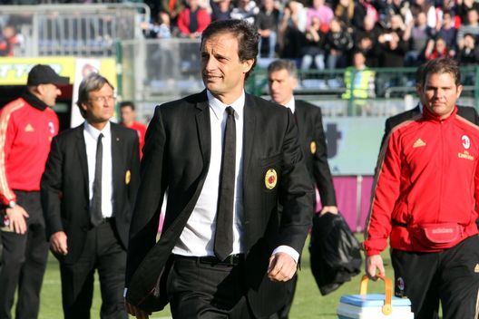 cagliari-milan-allegri-cassano-fullkrug-allegri-serie-a-storia-mercato