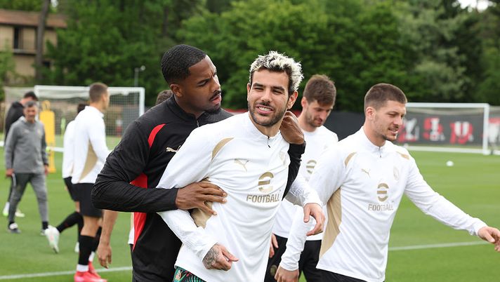 milan-theo-hernandez-maignan-chevalier-modric-pellegrino-sottil-reijnders-calciomercato-aggiornamenti-oggi-schira-moretto-fabrizio-romano-video-youtube-news-ultima-ora