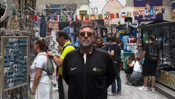 Candela rende omaggio a Maradona al suo murale: “Anche grazie a te amo il calcio”