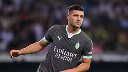 Il Milan scarica Jovic e lo mette in vendita. Ma adesso la palla passa a lui