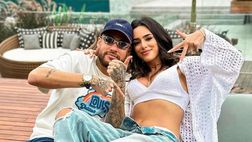 La sorella della fidanzata di Neymar lo accusa: “Si deve vergognare, non è un uomo”
