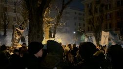 Buon compleanno Lazio! I tifosi cantano in attesa della mezzanotte – VIDEO