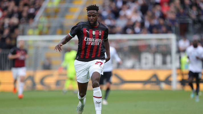 milan-origi-contratto