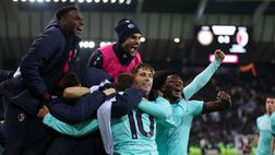 Serie A, gol e spettacolo tra Cagliari e Genoa: 3-3. Udinese-Bologna 0-3