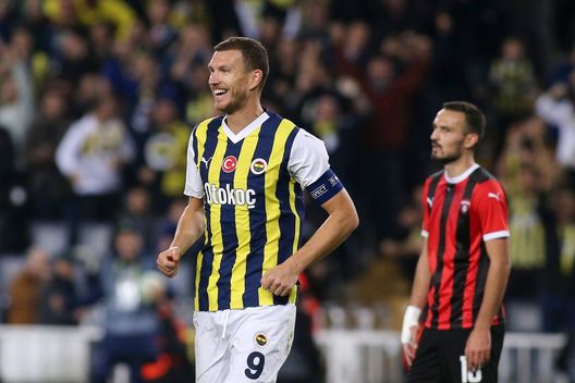Ex Inter – Dzeko, è già finita con il Fenerbahce? Sì alla proposta dell’Hajduk Spalato- immagine 2