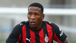 Derby, chi giocherà a sinistra nel 3-5-2 del Milan di Allegri? C’è una sensazione