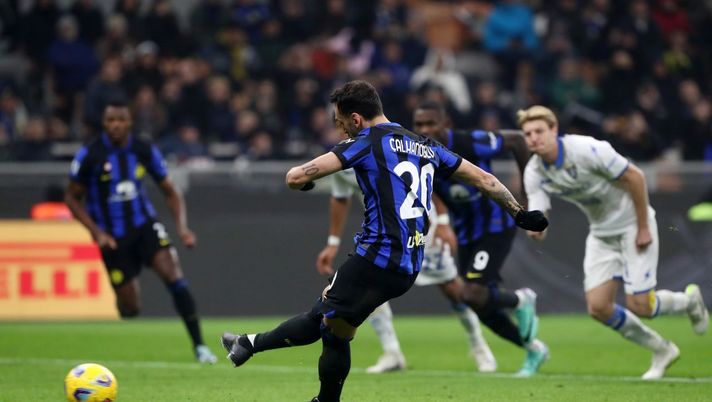 Calhanoglu, sicurezza dal dischetto: 9 su 9 con l’Inter, nessuno come lui in Europa - immagine 1
