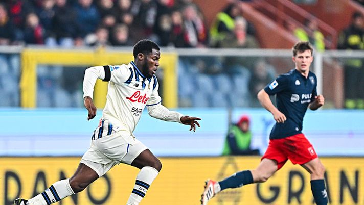GENOA, ITALY - DECEMBER 21: Yunus Musah of Atalantab (left) is seen in action during the Serie A match between Genoa CFC and Atalanta BC at Luigi Ferraris Stadium on December 21, 2025 in Genoa, Italy. (Photo by Simone Arveda/Getty Images) atalanta-musah-titolare-a-genova-puo-diventare-il-nuovo-bondo-di-palladino