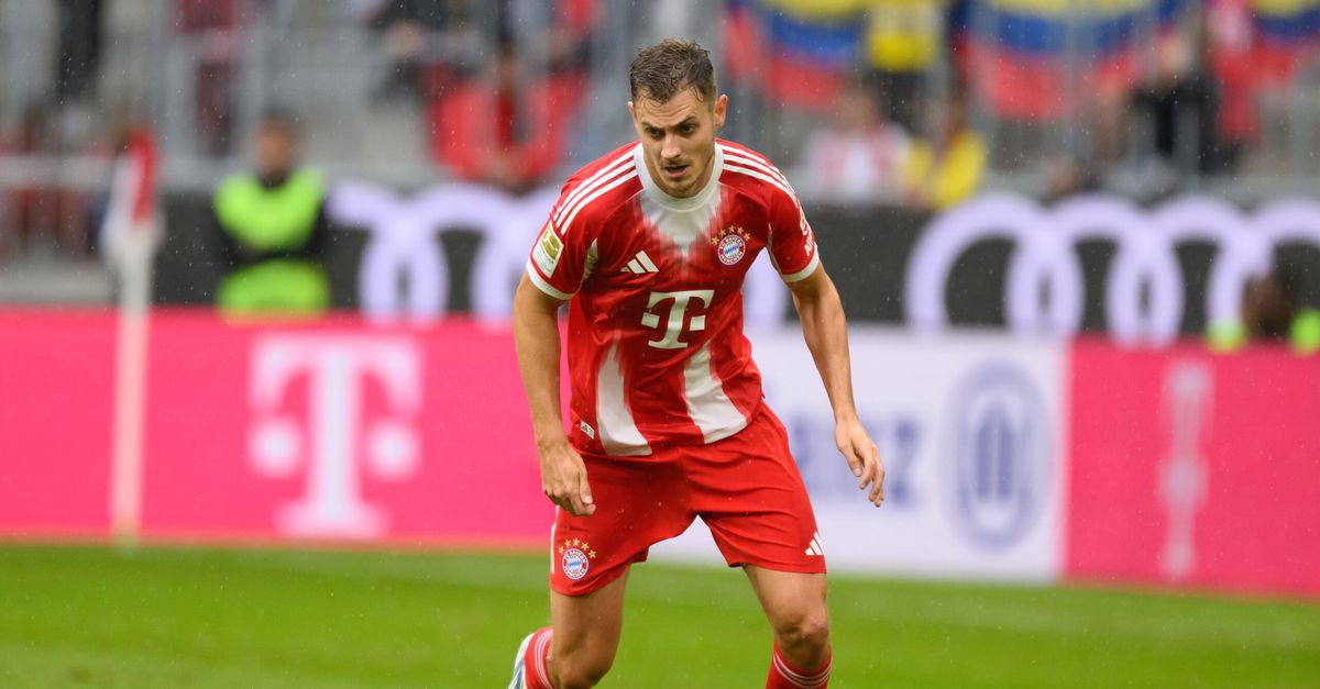 Calciomercato Milan, niente da fare per Stanisic: il Bayern dice no