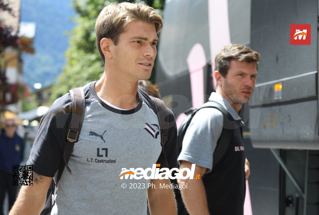 FOTO Ritiro Palermo, l’arrivo della squadra di Corini a Pinzolo (Gallery) - immagine 8