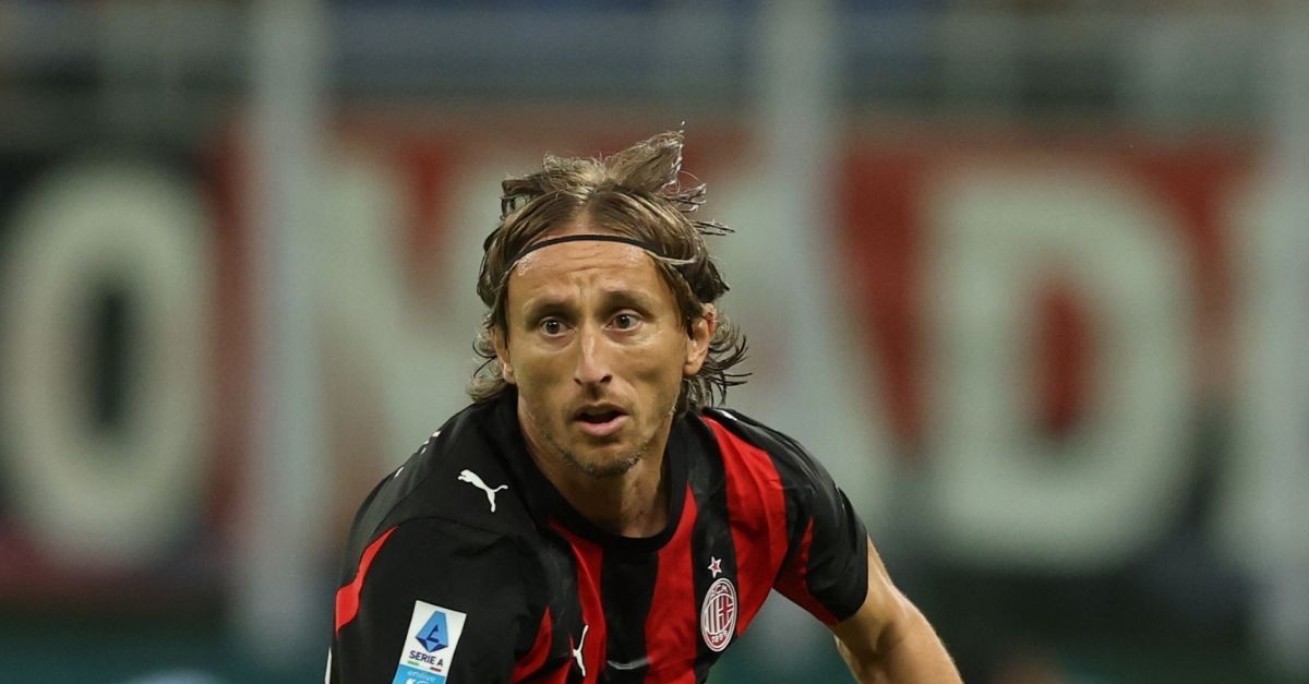 Milan, Calzona: “Modric stupendo. Carriera da fenomeno”