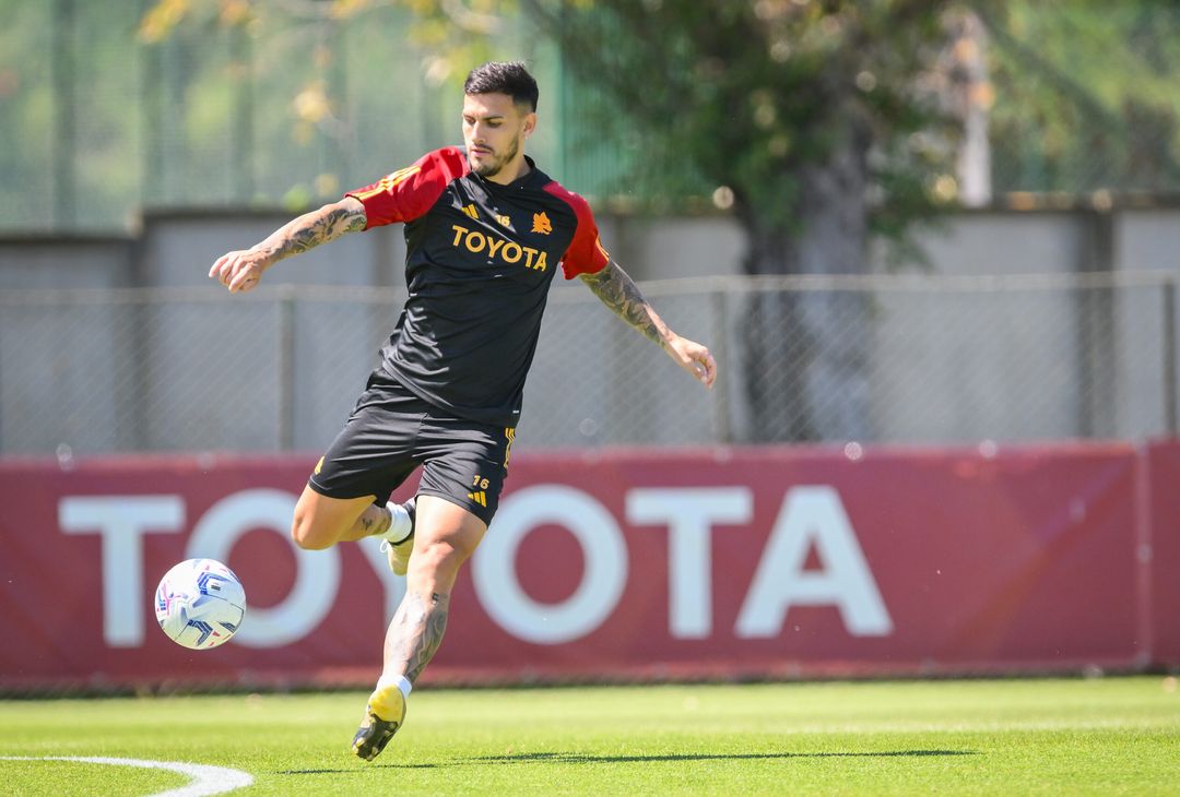 Verso Empoli-Roma, Dybala si allena in gruppo – FOTO GALLERY - immagine 10