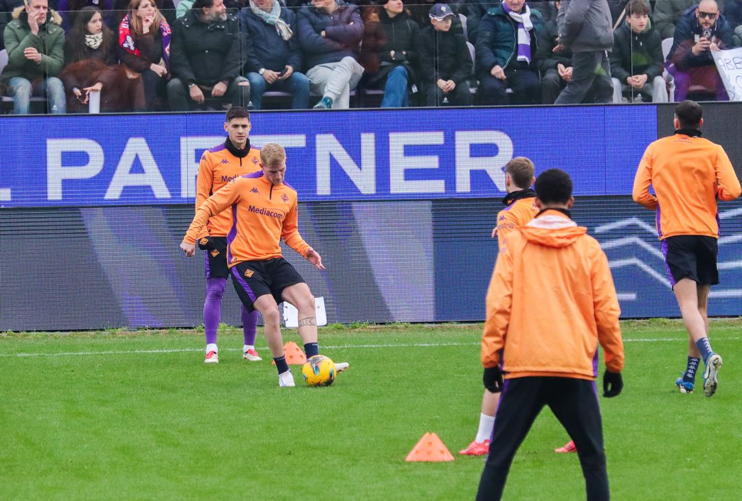 Gallery VN – Allenamento a porte aperte della Fiorentina, le immagini più belle - immagine 135
