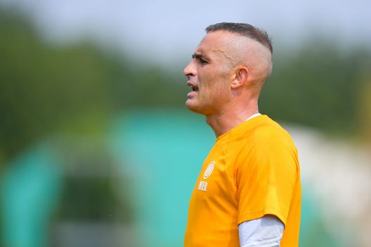 Al Nassr, dopo Brozovic altro acquisto dall’Inter: a un passo Cordaz, entrerà nello staff- immagine 3