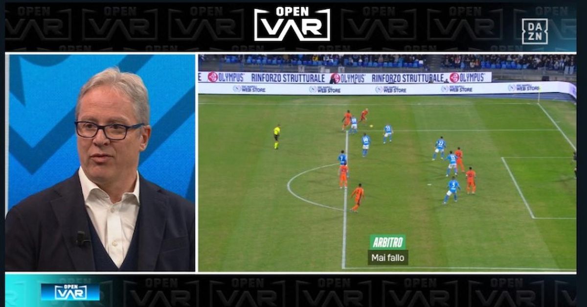 Controversial Foul Analysis: Lautaro Martinez’s Disputed Collision and Calhanoglu’s Goal in Napoli-Inter Match