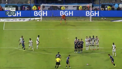 Argentina, gran gol di Nico Paz su punizione: Messi apprezza e applaude