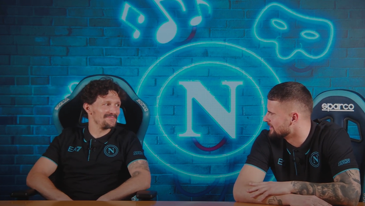 VIDEO Lezioni di napoletano, le divertenti risposte di Mario Rui al “maestro” Contini - immagine 1