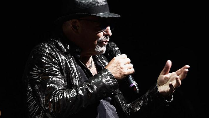 Vasco Rossi, stasera su Canale 5 il docufilm sui suoi 7 concerti a San Siro nel 2024 - immagine 1