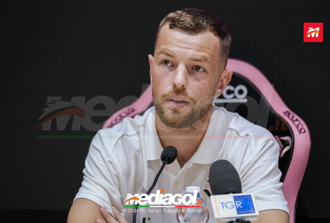 FOTO PALERMO, Jérémy Le Douaron presentato in conferenza stampa (Gallery) - immagine 17