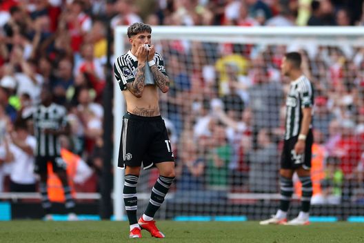 (Photo by Michael Steele/Getty Images) Alejandro Garnacho con le scarpette di CR7, ma senza superpoteri…- immagine 2