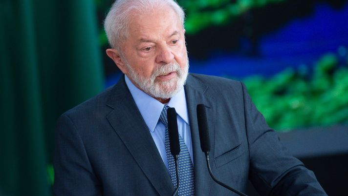 BRASILIA, BRAZIL - SEPTEMBER 5: President of Brazil Luiz Inácio Lula da Silva speaks during an event to commemorate the International Amazon Rain Forest Day at Salão Nobre of Planalto Government Palace on September 5, 2023 in Brasilia, Brazil. The Amazon area covers an area of 6.7 million square kilometers over Brazil, Bolivia, Peru, Colombia, Ecuador, Guyana, Suriname, Venezuela and French Guyana and has a population of around 33 million. (Photo by Andressa Anholete/Getty Images) brasile ancelotti