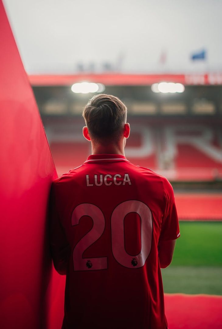 Lucca si trasferisce al Nottingham: i primi scatti con la nuova maglia! – LE FOTO- immagine 1