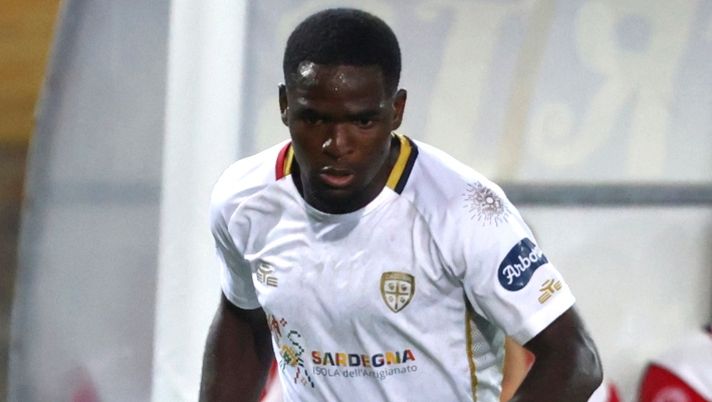 Cagliari, oggi gli esami di Obert: cosa filtra. Come stanno Luvumbo, Coman e Zappa Cagliari, oggi gli esami di Obert: cosa filtra. Come stanno Luvumbo, Coman e Zappa - immagine 1