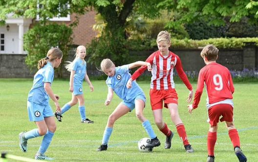Inghilterra, squadra femminile Under 12 vince campionato maschile da imbattuta- immagine 5
