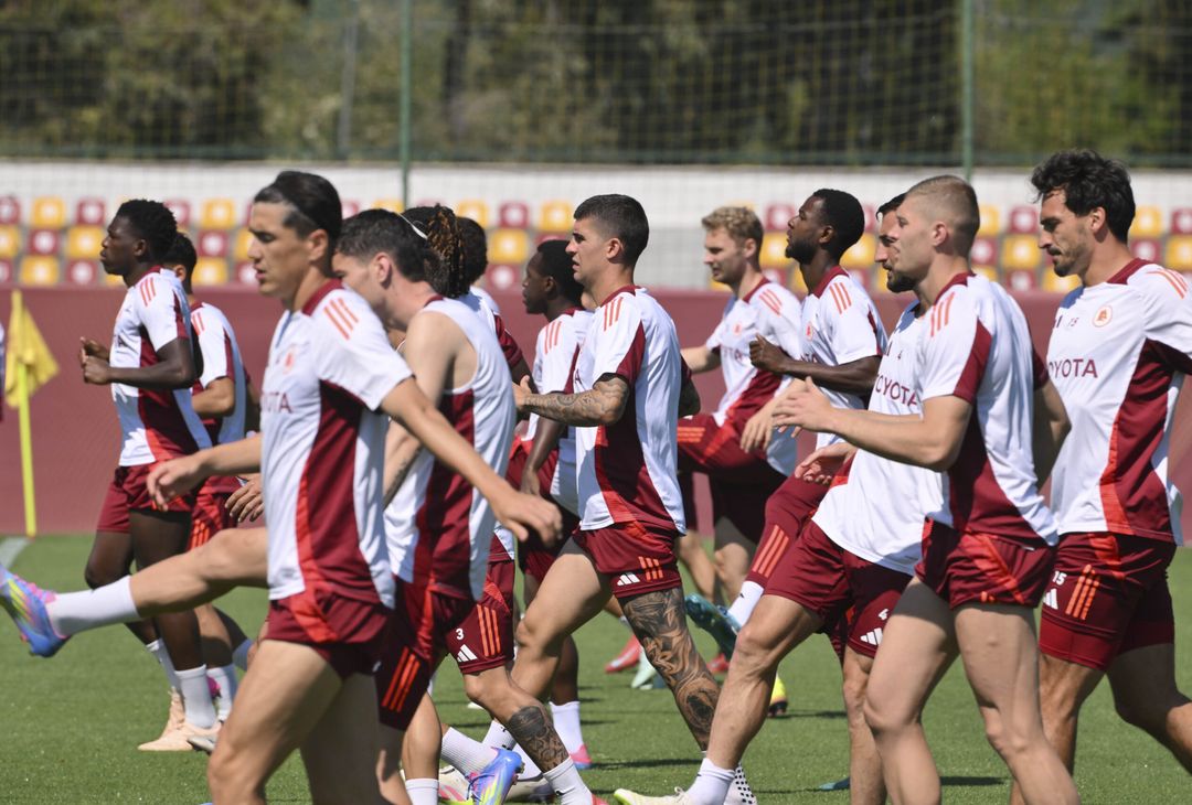 Trigoria, la seduta di allenamento a due giorni dalla Fiorentina – FOTO GALLERY - immagine 23