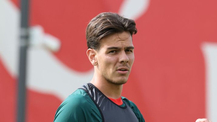 Ardon Jashari, centrocampista del Milan, qui a Milanello | Getty Images Calciomercato Milan, Jashari e Ricci nel mirino dell'Atalanta