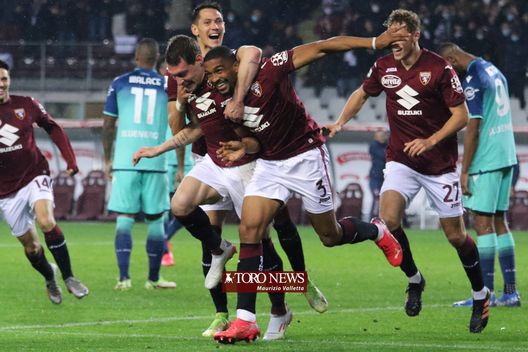 Loria, l’ex difensore goleador a TN: “Bremer capisce prima dove va la palla”- immagine 2