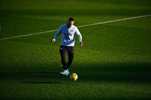 Inter, De Vrij più avanti di Dumfries nel recupero. Il difensore rientra col Lecce, l’esterno…- immagine 2