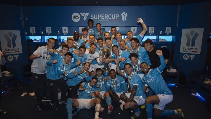 Il Napoli è rientrato da Riyadh con un amico in più Napoli De Laurentiis