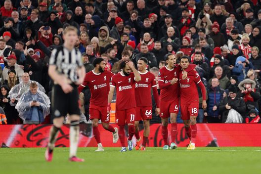 Shearer critica Diogo Jota dopo Liverpool-Newcastle: “Fottutamente imbarazzante”- immagine 3