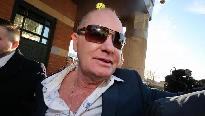 Altra disavventura per Gascoigne: un tifoso lo trova malconcio fuori da un hotel Altra disavventura per Gascoigne: un tifoso lo trova malconcio fuori da un hotel - immagine 1