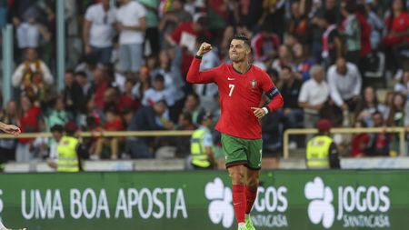 Cristiano Ronaldo (Portogallo-Irlanda)(Photo by Carlos Rodrigues/Getty Images) Cristiano Ronaldo (Portogallo-Irlanda)