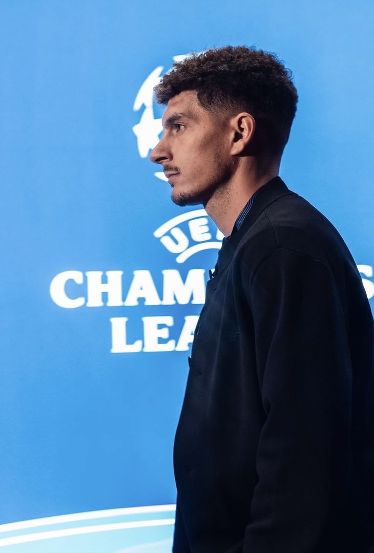 Grinta e concentrazione: i calciatori del Napoli carichi per il PSV LA GALLERY - immagine 2