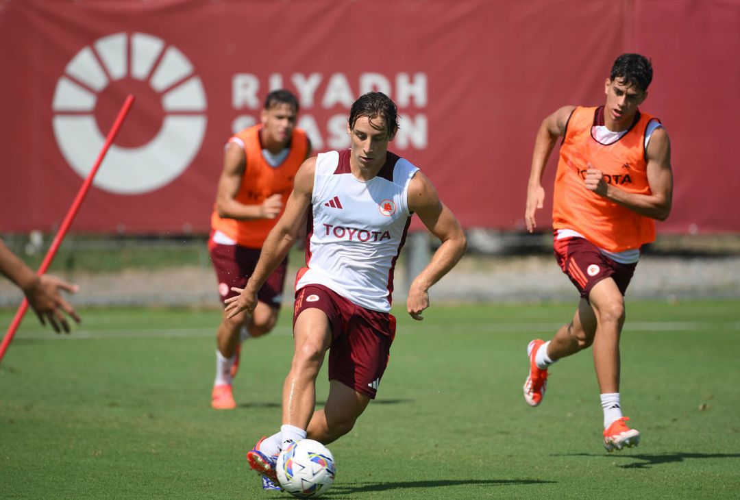 Roma, lavoro sul campo e in palestra a Trigoria – FOTO GALLERY - immagine 30