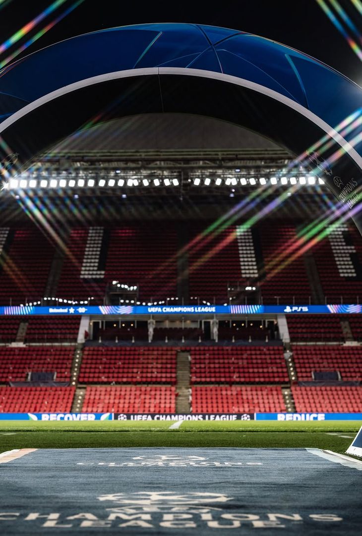 Circa un'ora separa PSV Eindhoven-Napoli dal suo fischio d'inizio. In programma alle 21:00, la gara è valevole per la 3ª giornata della League Phase dell'edizione 2025/26 di Champions. Ad ospitare tale scontro sarà il Philips Stadion, di cui l'admin dei social azzurri ha pubblicato una serie di scatti sul proprio account Instagram.