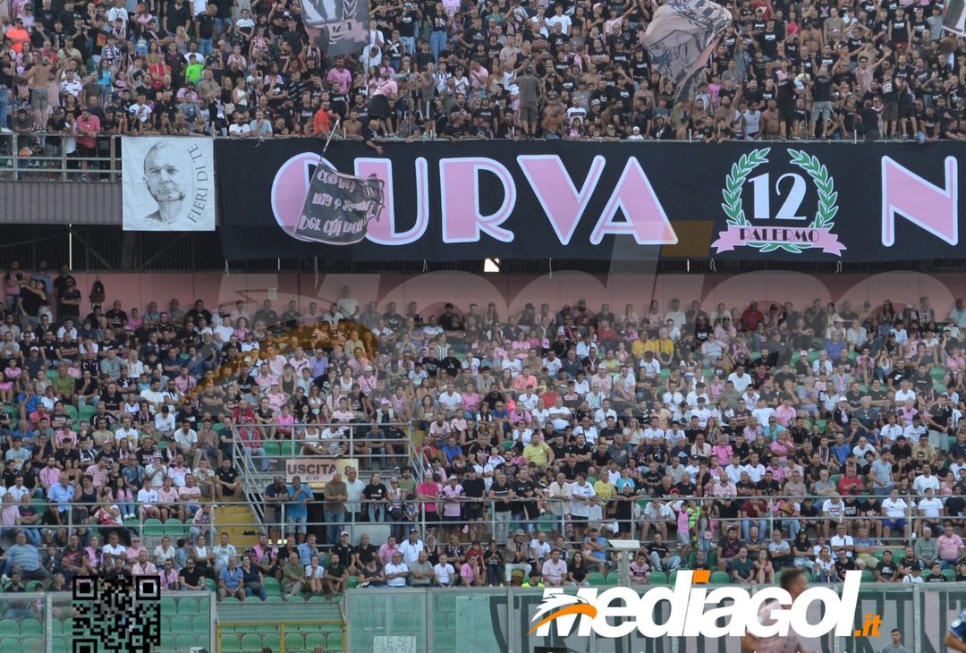 FOTO Palermo-Feralpisalò 3-0, 4ª giornata Serie B 2023-2024 (GALLERY) - immagine 34