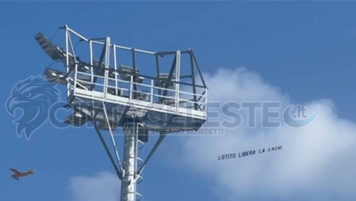 Lazio, una scritta aerea contro Lotito sorvola Formello – FOTO&VIDEO - immagine 1